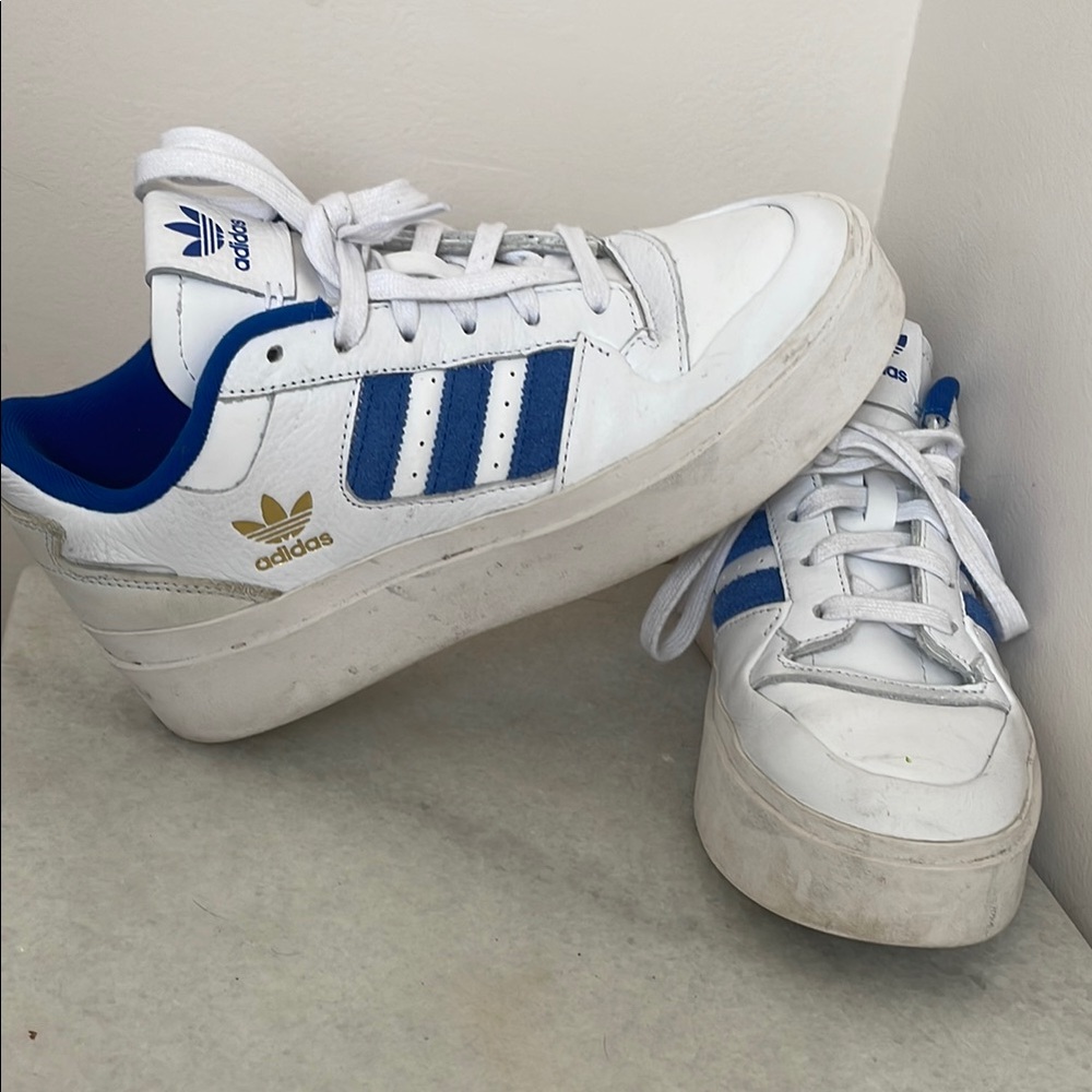 Women’s Adidas White Sneakers with Blue and Gold Accents 8.5
